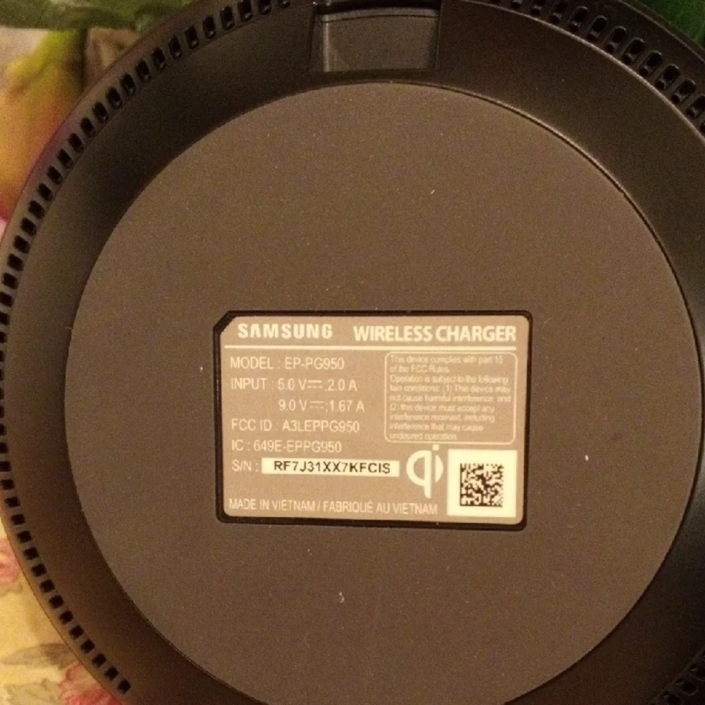 Samsung Black Wireless Fast Charger